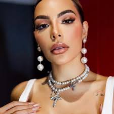 Rose, Crosses & Pearls