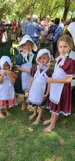 Kontrollige 'samelewing' tõlkeid keelde eesti. Orania Moderne Tradisionele Drag Gemoderniseerde Facebook