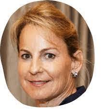 Ariel Wooley's Instagram, Twitter & Facebook