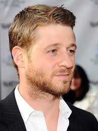 Ben Mckenzie Benjamin Mckenzie Cool Hairstyles For Men Ben Mckenzie Gotham