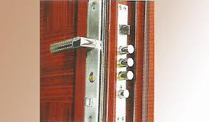 Pintu Apartment Putih Pintu Depan Apartment Minimalis Pintu Apartment Apartment Pintu Pintu Kayu Desain