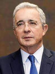 Artículos, fotos, videos, análisis y opinión sobre alvaro uribe velez. Mi Amigo Alvaro Uribe Velez
