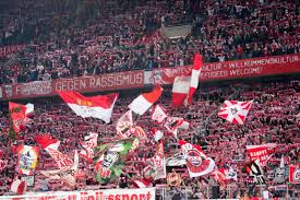 Hier gelangen sie zu den aktuellen news, spielplan, kader und liveticker! Grossmoschee Auf Trikot Fc Koln Brustet Sich Mit Kundigung