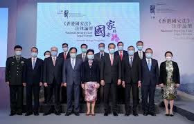 May 31, 2021 · 恒隆地產董事長陳啟宗認為，香港土地不足並非源於政府不願意賣地，而是當局過去每逢推出土地政策時，都會遇到立法會反對派阻撓，他又批評以往曾暫停定期賣地，亦質疑部分商界人士導致香港房屋問題。 陳啟宗在一個論壇上指出，隨著港區國安法實施，將來香港土地政策或有效推進。他提到. é¦™æ¸¯å›½å®‰æ³• æ³•å¾‹è®ºå›åœ¨é¦™æ¸¯ä¸¾è¡Œ æ·±åœ³æ–°é—»ç½'