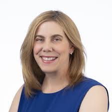 Mindy Maynard's Instagram, Twitter & Facebook