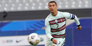 Sepak bola merupakan olahraga yang telah mendunia. Pelatih Portugal Ungkap Ambisi Besar Ronaldo Apa Itu Bola Net