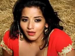 लागता की फाट जाई चोली हो मजेदार बा वीडियो