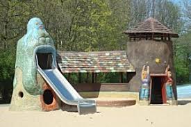 Ride the park train to the playgrounds and the rose garden. Das Lehmdorf Makunaima Im Britzer Garten In Berlin Mamilade Ausflugsziele