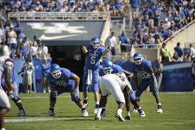 Comstock to Play in Hula Bowl