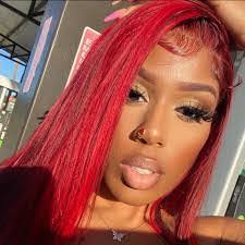 Ebony Hobbs's Instagram, Twitter & Facebook