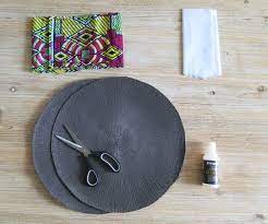 Indispensable de votre intérieur, ce set de table habillera votre table et vous permettra de ne pas l'abimer. Diy Le Panier Set De Table Set De Table Rond Panier Rond Tuto Couture Panier