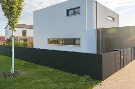 Aus aluminium aus edelstahl verzinkt aus holz mit laserschnitt jetzt hier konfigurieren & bequem online bestel… Gartenzaune Stabil Nach Mass Zum Besten Preis Guardi