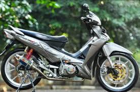 Jika anda ingin melakukan modifikasi pada motor anda, jangan lakukan kesalahan yang umum dilakukan oleh pemula, yaitu tidak adanya konsep. Modifikasi Supra X 125 Drag Thailook Simple Road Race Lengkap