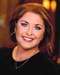 Kim Donohue's Instagram, Twitter & Facebook