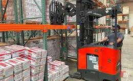 Full Guide to Double Deep Reach Truck Forklifts | Total Warehouse