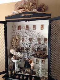 A cabinet of curiosities, also known as a wunderkammer or kunstkammer, is the equivalent of a zoo full of exotic animals in the world of antiquing. La Dolfina S Fabulous Cabinet Of Curiosities Decor Cabinet Of Curiosities Home Decor