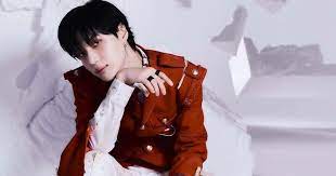 He debuted solo on august 18th, 2014 with the title track 'danger' from the mini album. Gctlauzipsypam