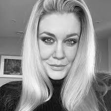 Phoebe Waters's Instagram, Twitter & Facebook