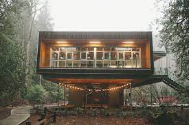 Pacific Northwest Rainforest Wedding Ruffled Wedding Venues Oregon Wedding Venues Washington State Washington Wedding Venues