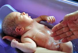 Give your baby a sponge bath on a flat, comfortable surface in a room that's 75 to 80 °f (24 to 27 °c). Wondering How To Bath A Baby Try These Simple Tips