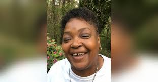 Dorothy Minix's Instagram, Twitter & Facebook