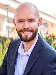 Dan Laver's Instagram, Twitter & Facebook