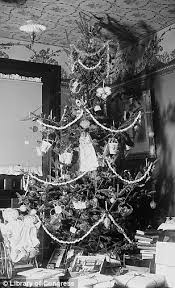 Wishing You A Very Retro Christmas Real Candles In The 1900s A Tinsel Takeover In The 50s And Fake Snow Flocking In The 60s We Reveal How Trees Have Changed Through