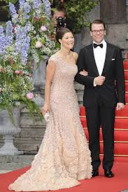 Victoria Princess Of Sweden Wearing A Dress By Elie Saab Kandisar Kungligheter Prinsessa