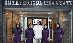 We offer braces, extraction, wisdom tooth, dental implant, cabut gigi, tampal gigi. Cantik Cara Dr Irma