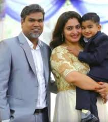 Karthika Deepam Serial Actress Soundarya Real Name Images Age Biography Family More Telugu Adda She has done both glamorous roles as well as performance oriented roles doing more of the latter category inspite of being a kannadiga she has given brilliant performances in telugu films. karthika deepam serial actress