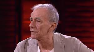 Listen to albums and songs from roberto vecchioni. Roberto Vecchioni Se Muore Milano Cade Tutta L Italia Notizie It