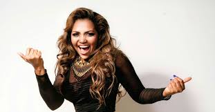 Gaby amarantos was born on august 1, 1978 in belém, pará, brazil as gabriela amaral dos santos. Marido Gringo De Gaby Amarantos Faz Sucesso Na Internet Tv Foco