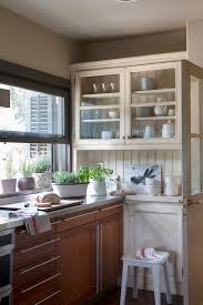 Pese a que las alacenas de cocina sean, por lo general, muebles vintage, existen infinidad de modelos de otros estilos, a continuación os mostramos. Alacenas Practicas Y Bonitas
