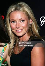 333 Fran Drescher Celebrates Her New Tv Series Living With Fran Photos &  High Res Pictures