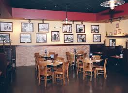 Home Run Inn Pizzeria On Archer Avenue In Chicago Home Run Inn Family Dining Banquet Facilities