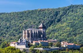 Téléchargez cette image gratuite à propos de france comminges bertrand st de la vaste bibliothèque d'images et de vidéos du domaine il n'est pas nécessaire de donner crédit à l'auteur, mais les liens sont grandement appréciés et permettent aux auteurs d'images de se faire connaître. Saint Bertrand De Comminges Un Des Plus Beaux Villages De France Oui Sncf