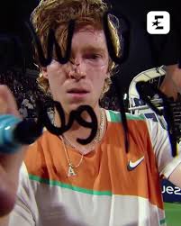 Rublev writes 'no war please '