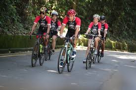 The event has grown each year with more than 5,300 participants in 2009 and 9,000 in 2010. Ocbc Cycle 11 Attempt Everesting Challenge Bid To Raise Money For St School Pocket Money Fund Sport News Top Stories The Straits Times