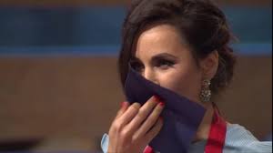 Rácz jenő a legtöbbeknek a konyhafőnök tévés gasztroreality adásaiból lehet ismerős, ahol ő volt az egyik zsűritag. A Konyhafonok Vip Kikopte Racz Jeno Sef Etelet Safrany Emese Szmo Hu