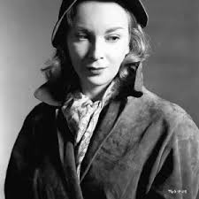 Helen Cherry and Derek Farr in Young Wives Tale (1951). Art Prints, Posters  & Puzzles from StudioCANAL