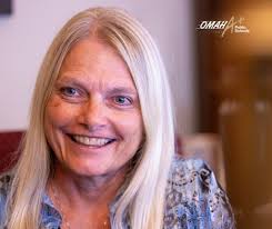 Staff Spotlight: Boyd Elementary School librarian Helen Cologne brings  reading to life. 📚 She has created a culture of literacy through book  fairs and multicultural nights that spans generations. #OPSProud