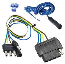 Has 4 wire plug on both the car and trailer ends. 4 Way Flat To 5 Way Flat Connector Adapter Adapters Wiring Adapters Connectors Products