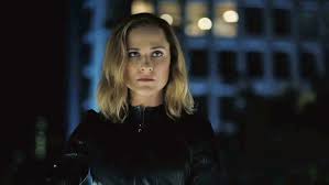 That bernard ( jeffrey wright ) isn't human. Dolores Maeve Go Head To Head In Westworld Season 3 Trailer Video Tv Insider
