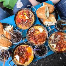 Bánh mì chảo được làm từ bánh mì, trứng, xúc xích, thịt bò, pate. Ä'á»‹a Chá»‰ Cuá»'i Tuáº§n 3 Tiá»‡m Banh Mi Cháº£o Lau Ä'á»i NÆ°á»m NÆ°á»£p Khach á»Ÿ Sai Gon Kenh Truyá»n Hinh Ä'ai Tiáº¿ng Noi Viá»‡t Nam Vovtv