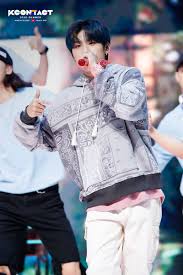 Hanya ada lima personel yang akan reuni di ajang kcon tact season 2 yang akan . Yeongwonhi Wanna One On Twitter Woojin Daehwi Daniel And Jaehwan On Kcon Tact 2020 Summer We Are Forever Proud Of You Ab6ix Kangdaniel Kimjaehwan Kcon Kcon2020 Letskcon247 Https T Co Axnfqskuhh Twitter
