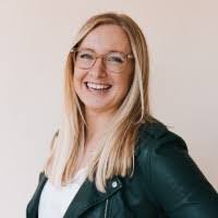 Hayley Jenkins's Instagram, Twitter & Facebook