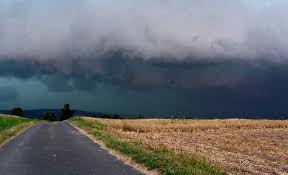 + der deutsche wetterdienst warnt vor schwerem gewitter, teilweise mit sturm und hagel, in mehreren landkreisen im norden von hessen und für diese regionen im norden von hessen und süden von niedersachsen wurde die warnung vor schweren gewittern seitens des dwd verlängert Achtung Wetterdienst Warnt Vor Schweren Gewittern Am Nachmittag
