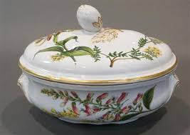 Maybe you would like to learn more about one of these? Lot Spode Stafford Flowers Oven To Table Tureen