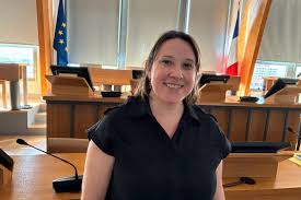 Photo La maire de Gannat Véronique Pouzadoux élue présidente du Pôle ...