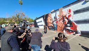 In between van halen's 5150 and ou812 albums/tours. L A Artist Documents Creation Of Massive Eddie Van Halen Mural In Hollywood Photos Videos